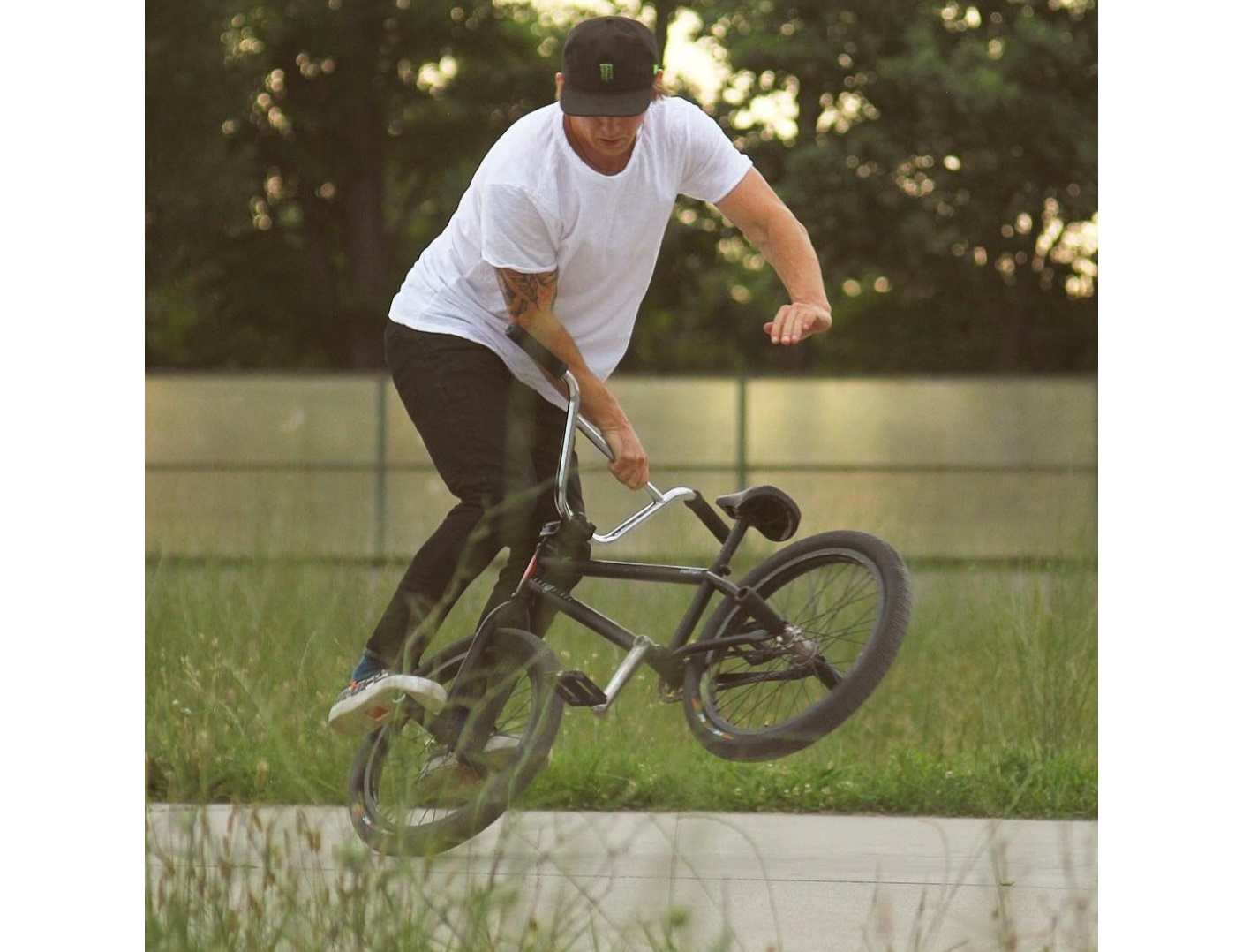 BMX London Bikes ハンドル+KHE BIKES Ádám Kun Adam Kun